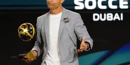كريستيانو رونالدو يفوز بجائزة أفضل لاعب في الشرق الأوسط جلوب سوكر 2025