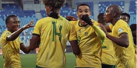 موعد مباراة منتخب جنوب أفريقيا وزيمبابوي في كأس أمم أفريقيا والقنوات الناقلة والتشكيل المتوقع