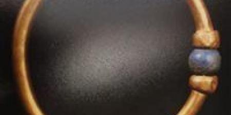 المحكمة تقضي بالسجن المشدد على موظفة ومتهم في سرقة أسورة أثرية بالمتحف المصري