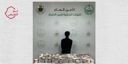 #عاجل || “أمن الطرق” بعسير يقبض على مواطن لترويجه أكثر من 28 ألف قرص خاضع للتداول الطبي