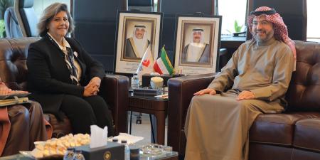 رئيس الطيران المدني يستقبل مساعد وزير الخارجية لشؤون حقوق الإنسان