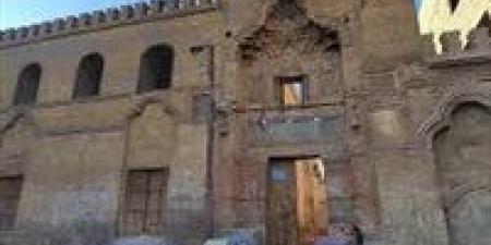 السياحة توضح حقيقة أعمال مسجد الأمير عثمان في جرجا