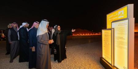 وزير السياحة يزور موسم الدرعية 26/25 ويشيد بتجاربه المتنوعة