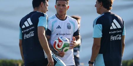 أسطورة تشيلسي يلمّح لاتصال ريال مدريد بإينزو فيرنانديز