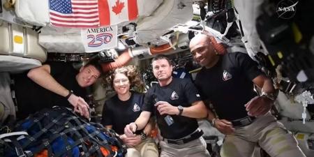 عودة
تاريخية
لـ«أرتميس
2»
من
القمر..
تفاصيل
أخطر
13
دقيقة
قبل
الهبوط