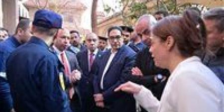 السيطرة
على
حريق
بمستشفى
الاستقبال
والطوارئ
بالقصر
العيني
دون
خسائر
في
الأرواح