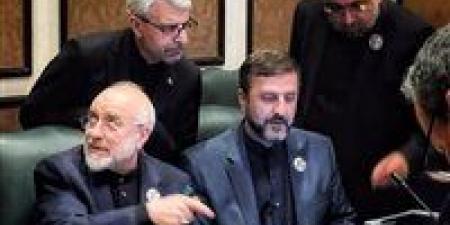 إعلام
إيراني: واشنطن
تقبل
"خطة
النقاط
العشر"
كأساس
لإنهاء
الحرب
مع
طهران