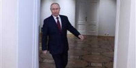 «مبادرة
      روسية»..
      بوتين
      يطرح
      الوساطة
      لتسوية
      حرب
      الشرق
      الأوسط