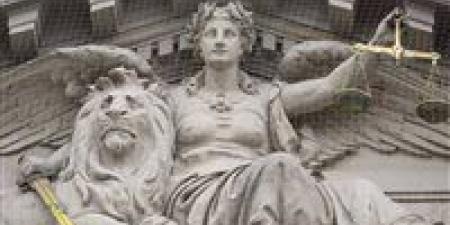 أطروحة
      دكتوراه
      تتحول
      لبيان
      «إرهابي»..
      كيف
      أطاح
      «خامنئي»
      بمستقبل
      طالب
      إيراني
      في
      فرنسا؟