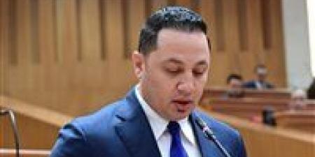 النائب
      سيد
      سمير
      يثمن
      توجيهات
      الرئيس:
      قانون
      الأسرة
      الجديد
      خطوة
      حاسمة
      لإعادة
      الانضباط
      للعلاقات
      الأسرية
      وإنهاء
      أزمات
      الأحوال
      الشخصية
      المتراكمة