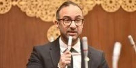 الحمامصي:
قانون
الأحوال
الشخصية
الجديد
ضرورة
لإنهاء
معاناة
الأسر