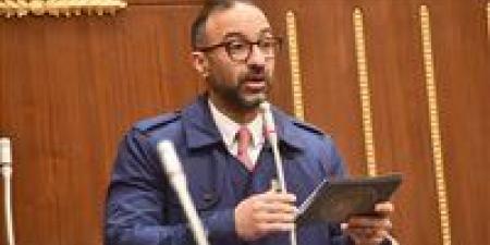 «النفقة
      وحدها
      لا
      تكفي»..
      الحمامصي
      يقترح
      تعويضًا
      قضائيًا
      منصفًا
      لزوجة
      غير
      عاملة
      أفنت
      15
      عامًا
      من
      عمرها
      في
      خدمة
      بيتها