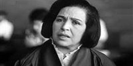 نفدت
      برجلي
      من
      الرجالة..
      أمينة
      رزق
      تكشف
      سر
      عقدتها
      من
      الزواج|
      فيديو