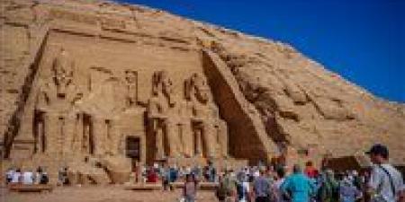 انتعاش
السياحة
ينعكس
على
الاقتصاد..
زيادة
الإيرادات
تفتح
آفاقًا
جديدة