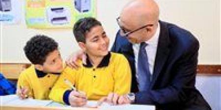 وزير
      التعليم:
      المعلم
      أساس
      العملية
      التعليمية..
      والبرمجة
      والثقافة
      المالية
      مفتاح
      وظائف
      المستقبل