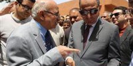 أهالي
      الكرم
      يشكرون
      الرئيس
      السيسي
      على
      "حياة
      كريمة"..
      ومواطن
      :
      شكراً
      يا
      ريس
      على
      كل
      اللي
      بتقدمه
      لينا