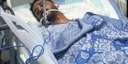 في
      حادث
      مأساوي..
      إصابة
      أحمد
      غريب
      لاعب
      النجوم
      بنزيف
      في
      المخ
      ومطالب
      بتدخل
      المسؤلين