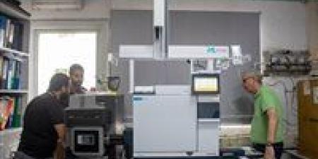 وزارة
      الزراعة
      تحقق
      طفرة
      كبيرة
      في
      سلامة
      الغذاء
      وتطوير
      المعامل
      الحديثة