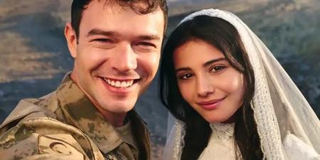 موعد
      عرض
      مسلسل
      أنت
      من
      أحببت
      الحلقة
      10