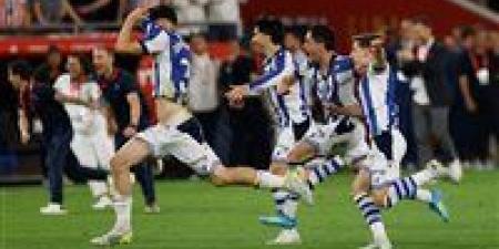 بركلات
      الترجيح..
      ريال
      سوسيداد
      بطلا
      لكأس
      ملك
      إسبانيا
      على
      حساب
      أتلتيكو
      مدريد