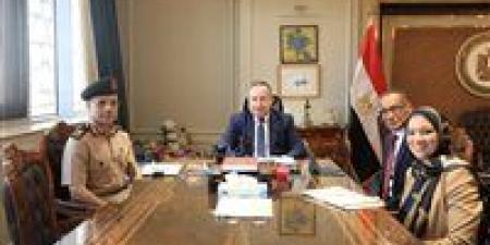 وزير
      التعليم
      العالي
      يتابع
      تطورات
      مشروع
      الجينوم
      المصري