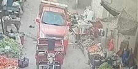 سقوط
      الدليل
      الفني
      يحسم
      القضية
      ..
      براءة
      المتهمين
      في
      سوق
      الجمعة
      بقرية
      أبودياب
      بقنا