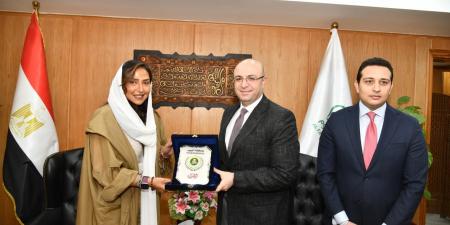 محافظ
      الفيوم
      يستقبل
      صاحبة
      السمو
      الملكي
      الأميرة
      لمياء
      بنت
      ماجد
      آل
      سعود