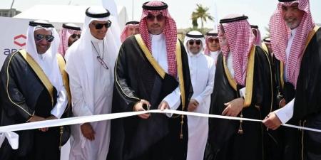 تدشين التاكسي البحري بجدة