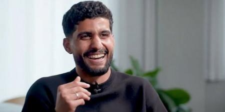 إبراهيم
      عادل
      يحسم
      موقفه:
      أولويتي
      الاحتراف
      في
      أوروبا
      ولا
      عودة
      قريبة
      لمصر