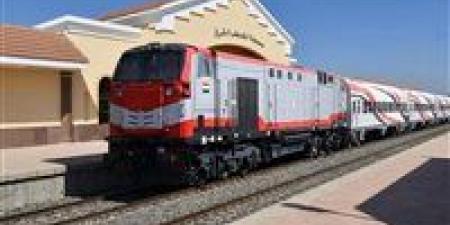 قطار
      التنمية
      في
      سيناء..
      مشروعات
      سكك
      حديدية
      تعزز
      الربط
      وتدفع
      عجلة
      التنمية