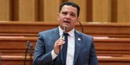 النائب
      أمير
      الجزار
      يتقدم
      باقتراح
      برغبة
      للتوسع
      في
      منافذ
      صرف
      أدوية
      التأمين
      الصحي
      بالقرى
      والمناطق
      الريفية