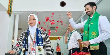 تخصيص صالات لاستقبال حجاج طريق مكة في جدة والمدينة