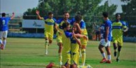 القناة
      يواصل
      الزعامة
      والحصيلة
      540
      هدف
      وصراع
      خماسي
      على
      تذكرتي
      الصعود
      بعد
      31
      جولة
      بدوري
      المحترفين