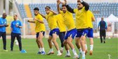 رئيس
      الإسماعيلي:
      مديونية
      النادي
      لدى
      الفيفا
      220
      مليون
      جنيه