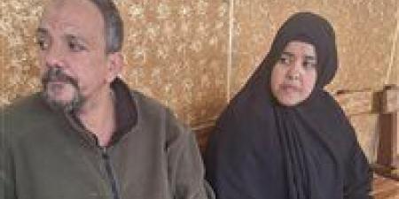 الظهور
      الأول
      لأسرة
      “عروس
      بورسعيد”
      قبل
      بدء
      الجلسة