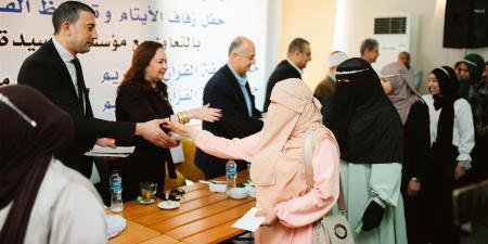 مبادرة
      إنسانية
      تُضيء
      بني
      سويف..
      تجهيز
      30
      عروسة
      وتكريم
      نماذج
      مضيئة
      من
      حفظة
      القرآن