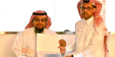 حين يضحك الشعر بذكاء: "رقيم الثقافي" يُعيد لشعر الطرافة هيبته في الدمام