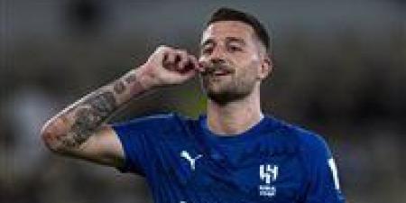 الهلال
      ضد
      ضمك..
      سافيتش
      يسجل
      الهدف
      الأول
      لـ
      الهلال
      في
      مرمى
      ضمك
      بدوري
      روشن
      السعودي