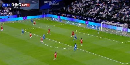 الهلال
      ضد
      ضمك..
      ملخص
      اهداف
      ونتيجه
      مباراة
      الهلال
      وضمك
      في
      دوري
      روشن
      السعودي
      بعد
      مرور
      15
      دقيقة