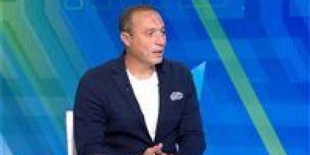 نادر
      السيد:
      صفقة
      زيزو
      لم
      تكن
      كيدية..
      والأهلي
      مثل
      ريال
      مدريد