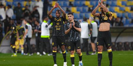 الاتحاد يتجاوز التعاون بثنائية والقادسية يكتسح الرياض برباعية في دوري روشن