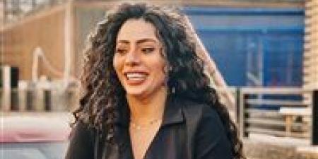 إخلاء
      سبيل
      الراقصة
      حورية
      وصديقتها
      بكفالة
      20
      ألف
      جنيه
      بعد
      اتهامهما
      بالتعدي
      على
      أطباء