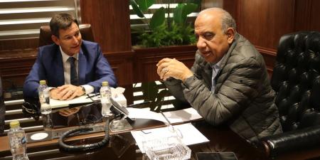 الكهرباء:
      رفع
      الوعي
      بأهمية
      كفاءة
      الطاقة
      وترشيد
      الاستهلاك