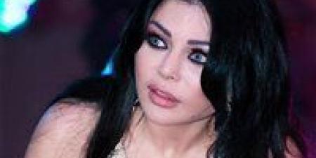 هيفاء
      وهبي
      تعود
      إلى
      حفلات
      مصر
      برسالة
      مؤثرة:
      اشتقت
      لجمهوري
      والطاقة
      الحلوة