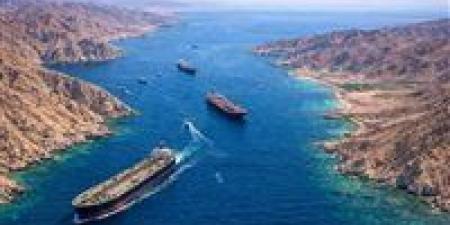 بين
التاريخ
والواقع..إيران
تكرر
تجارب
القوى
الاستعمارية
في
خنق
المضائق