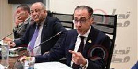 البرلمان
      يفتح
      ملف
      أدوية
      نفقة
      الدولة
      وأدوية
      مرضى
      الكلى..
      ورئيس
      صحة
      النواب:
      لا
      بد
      من
      محاسبة
      المسؤول
      عن
      تأخر
      وصول
      العلاج
      للمرضى