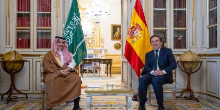 وزير الخارجية السعودي يلتقي نظيره الإسباني في مدريد ويوقع اتفاقيات لتعزيز الشراكة الاستراتيجية
