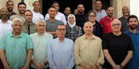 اتحاد
      الطائرة
      يعلن
      تشكيل
      الأجهزة
      الفنية
      لمنتخبات
      الرجال
      والسيدات