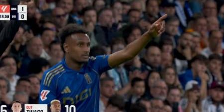 الريال
      ضد
      ريال
      أوفييدو..
      مشاركة
      هيثم
      حسن
      في
      مباراة
      ريال
      مدريد
      وريال
      أوفييدو
      بالدوري
      الإسباني