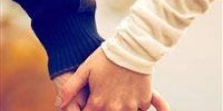 لو
      مهتمة
      بسعادتك
      الزوجية..
      علامات
      تكشف
      أنه
      مازال
      يحبك
      ؟
